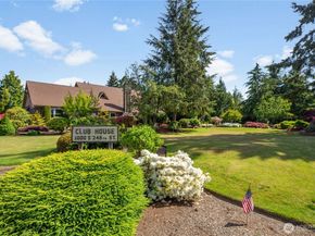 932 S 245th Place, Des Moines WA 98198