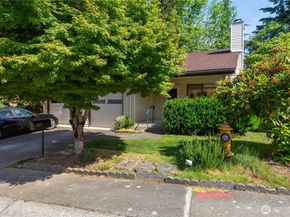 932 S 245th Place, Des Moines WA 98198