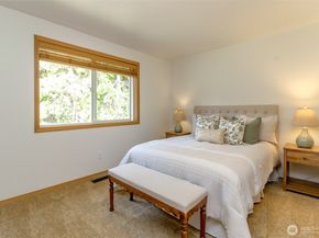 15318 163rd Court SE, Renton WA 98058