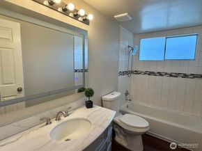 2508 SE 16th St, Renton WA 98058