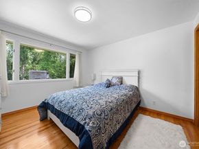 4536 119th Avenue SE, Bellevue WA 98006