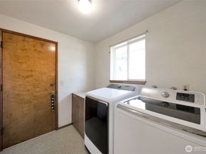 1005 9th St NE, Auburn WA 98002
