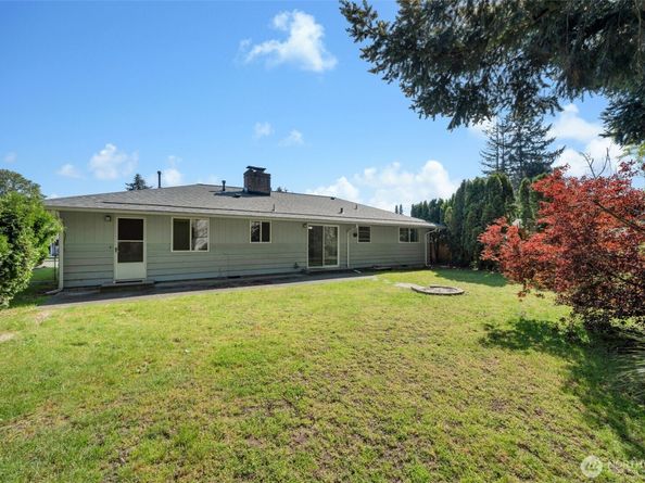 1005 9th St NE, Auburn WA 98002