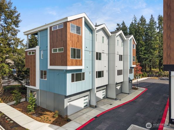 16023 SE 31st Lane, Bellevue WA 98008