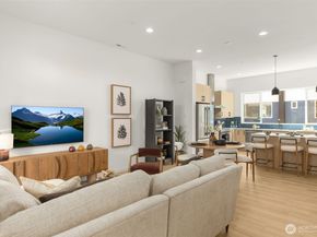 16023 SE 31st Lane, Bellevue WA 98008