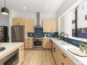 16023 SE 31st Lane, Bellevue WA 98008