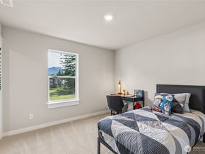 613 SE 12th Place 23, North Bend WA 98045