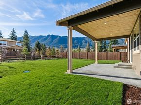 613 SE 12th Place 23, North Bend WA 98045
