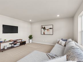 613 SE 12th Place 23, North Bend WA 98045