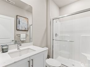 613 SE 12th Place 23, North Bend WA 98045