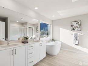 613 SE 12th Place 23, North Bend WA 98045