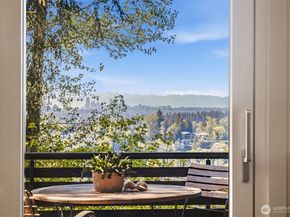 4019 131st Place SE, Bellevue WA 98006