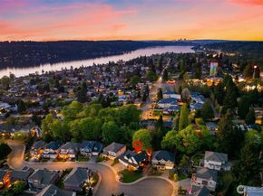 1300 N 27th Place, Renton WA 98056