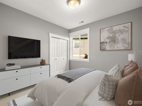 1300 N 27th Place, Renton WA 98056
