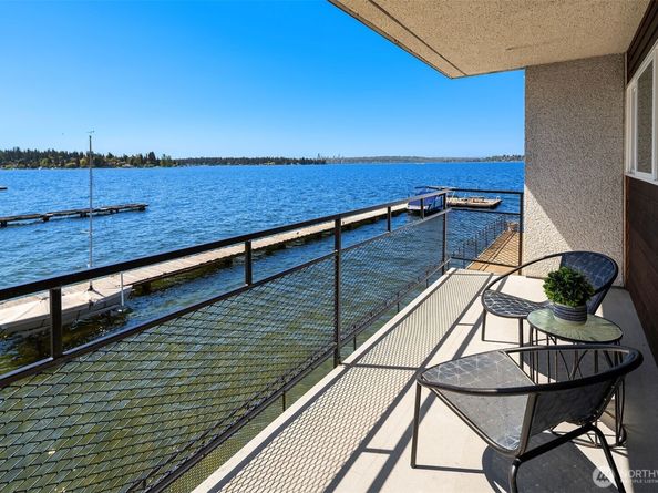 6201 Lake Washington Boulevard NE 203, Kirkland WA 98033