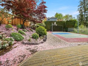 6622 NE 151st Street, Kenmore WA 98028