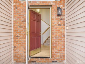 16110 SE 180th Place, Renton WA 98058