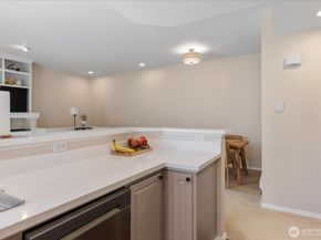 6515 134th Place SE J5, Snohomish WA 98296