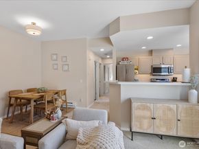 6515 134th Place SE J5, Snohomish WA 98296