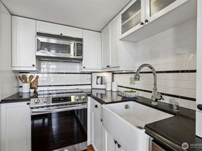 201 Galer Street 534, Seattle WA 98109