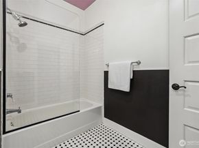 201 Galer Street 534, Seattle WA 98109