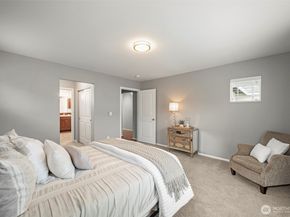 11261 241st Place NE 86, Redmond WA 98053
