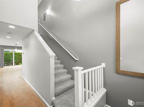 11261 241st Place NE 86, Redmond WA 98053