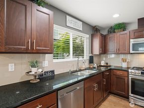 11261 241st Place NE 86, Redmond WA 98053