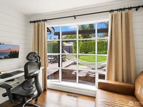 3819 204th Avenue NE, Sammamish WA 98074
