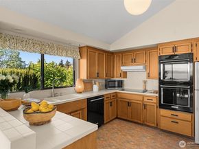 5414 SW Charlestown Street, Seattle WA 98116