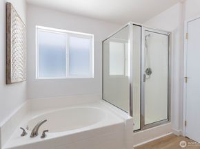 33824 SE Tibbits Street, Snoqualmie WA 98065