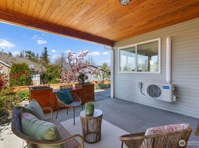 33824 SE Tibbits Street, Snoqualmie WA 98065