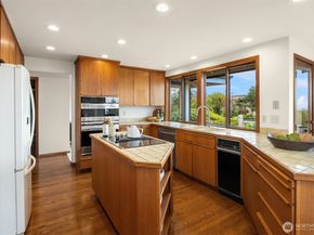 5303 143rd Avenue SE, Bellevue WA 98006