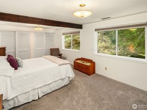 27428 97th Avenue SW, Vashon WA 98070