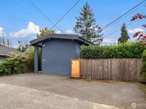 1519 5th Ave W 5, Seattle WA 98119