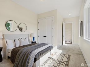 11276 SE 32nd Lane, Bellevue WA 98004
