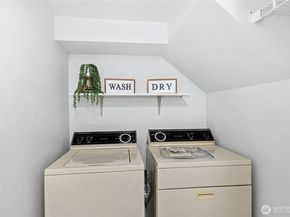 7111 134th Court SE D3, Newcastle WA 98059