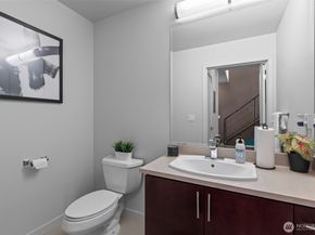 15100 6th Avenue SW 229, Burien WA 98166