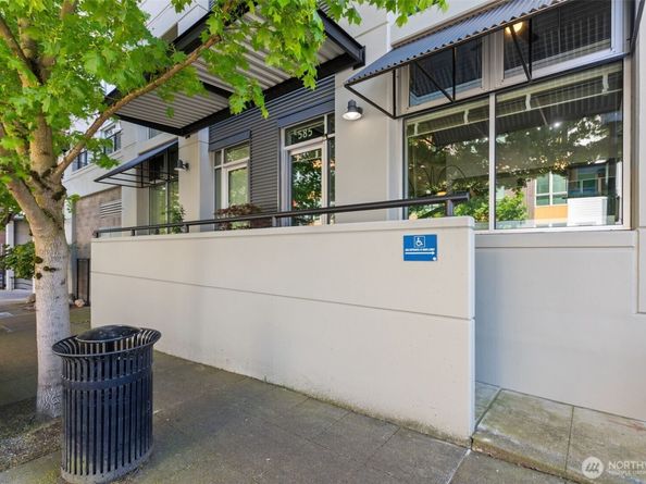 15100 6th Avenue SW 229, Burien WA 98166