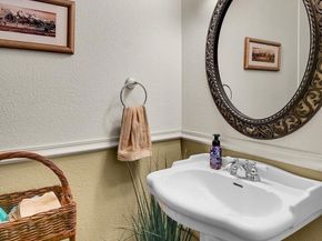 16226 2nd Place W, Lynnwood WA 98087