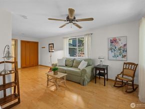 20638 Little Bear Creek Road, Woodinville WA 98072