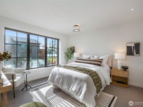 4566 Flying Goat Avenue NE C220, Bainbridge Island WA 98110