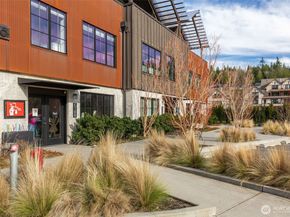 4566 Flying Goat Avenue NE C220, Bainbridge Island WA 98110