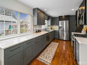 7515 17th Avenue NW, Seattle WA 98117