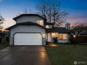 309 White River Drive, Pacific WA 98047
