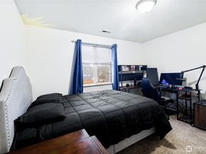 309 White River Drive, Pacific WA 98047