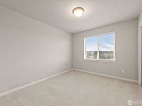 19420 109th Court NE, Bothell WA 98011