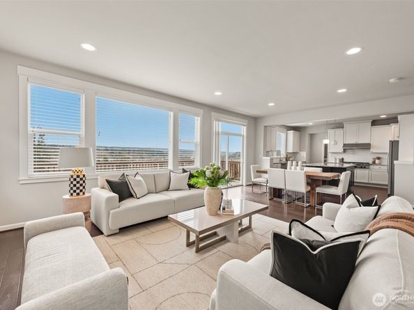 19420 109th Court NE, Bothell WA 98011