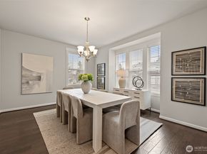 19420 109th Court NE, Bothell WA 98011