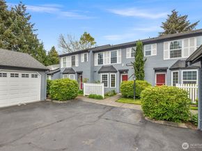23909 56th Court S F3, Kent WA 98032